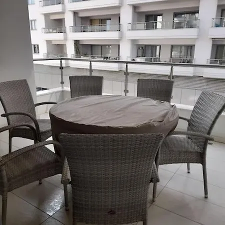 Chapo 2 Bedrooms